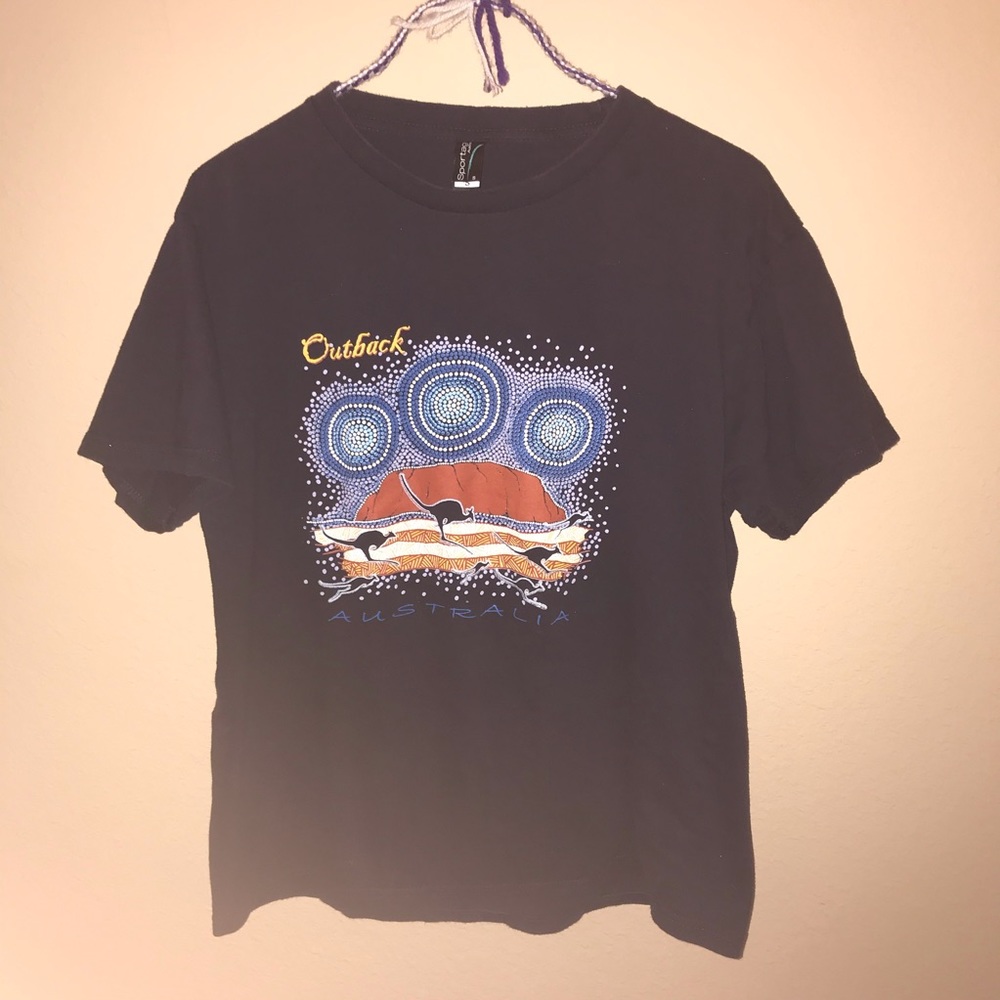 Graphic tee